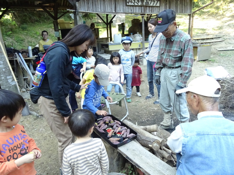 ZooCan企画『里山大作戦：山の保全を体験しよう！』in　孝子の森_c0108460_23132414.jpg