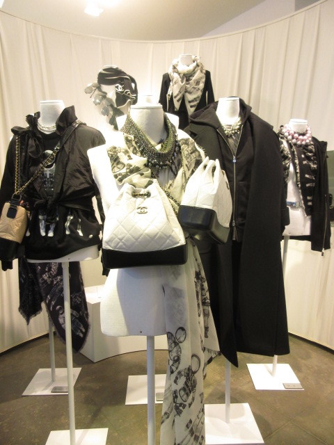 シャネル コレット パリ1区 Chanel Chez Colette Paris 1er Paris Gourmand パリのおいしい日々2 シャネル コレット パリ1区 Chanel Chez Colette Paris 1er Paris Gourmand パリのおいしい日々2
