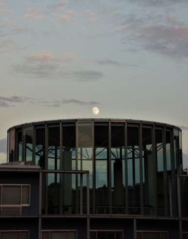 Moon＠Tokyo Zokei Univ._f0006713_00430475.jpg