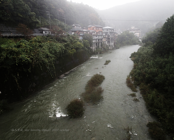 Yoshino River の車窓から_d0226214_15203846.jpg