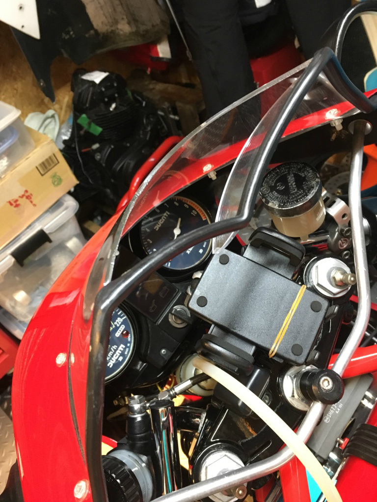DUCATI f1 2型「立ちごけタメージ」 整備日記_a0051924_22083912.jpg