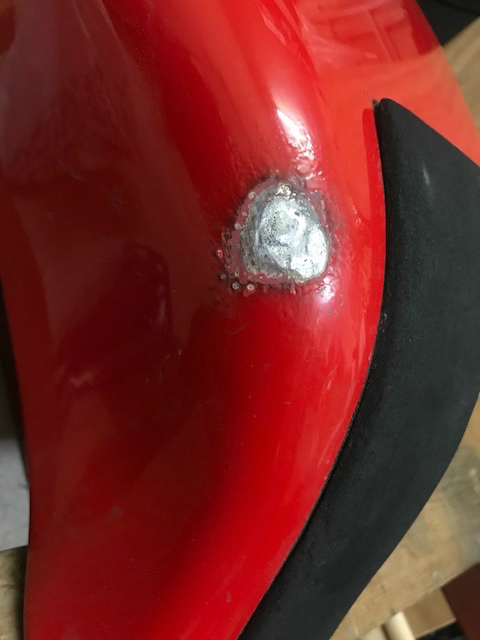 DUCATI F1-2型 整備日記「タンク修復」 20171104_a0051924_22153501.jpg