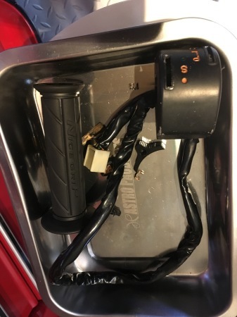 DUCATI F1-2型 整備日記「スイッチ修復」 20171104_a0051924_22274355.jpg