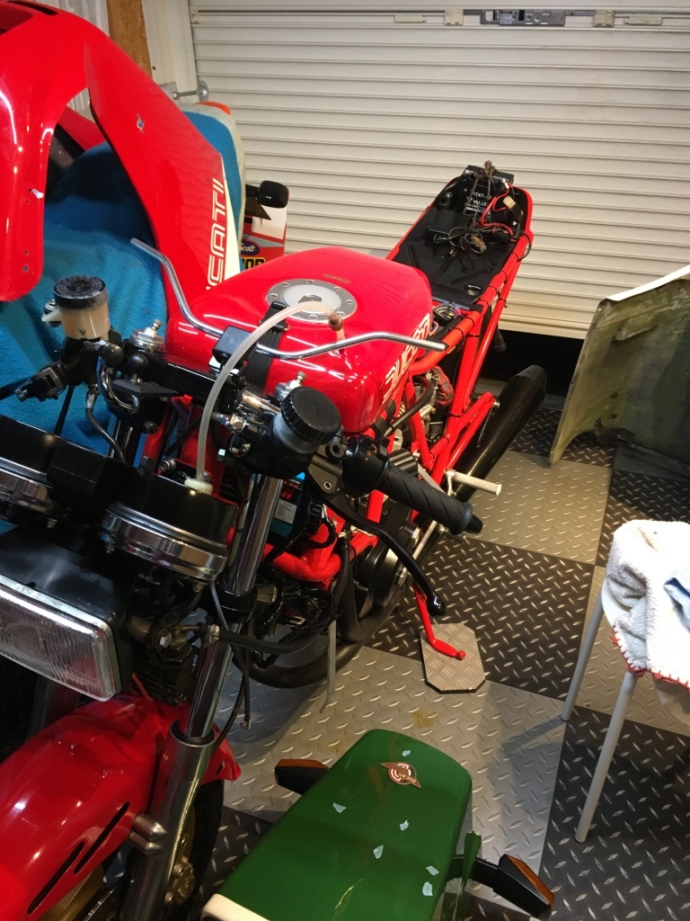 DUCATI F1-2型 整備日記「スイッチ修復」 20171104_a0051924_22333456.jpg