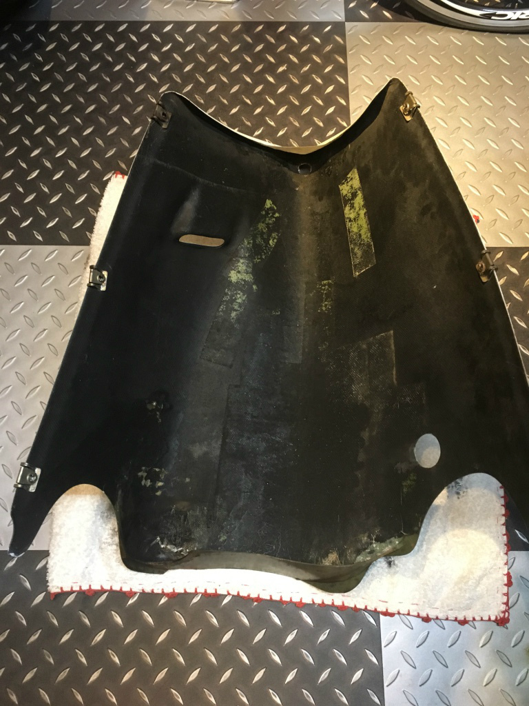 DUCATI F1-2型 整備日記「フロンントカウル修復」おまけに「アンダーカウルも」 20171104_a0051924_23013674.jpg