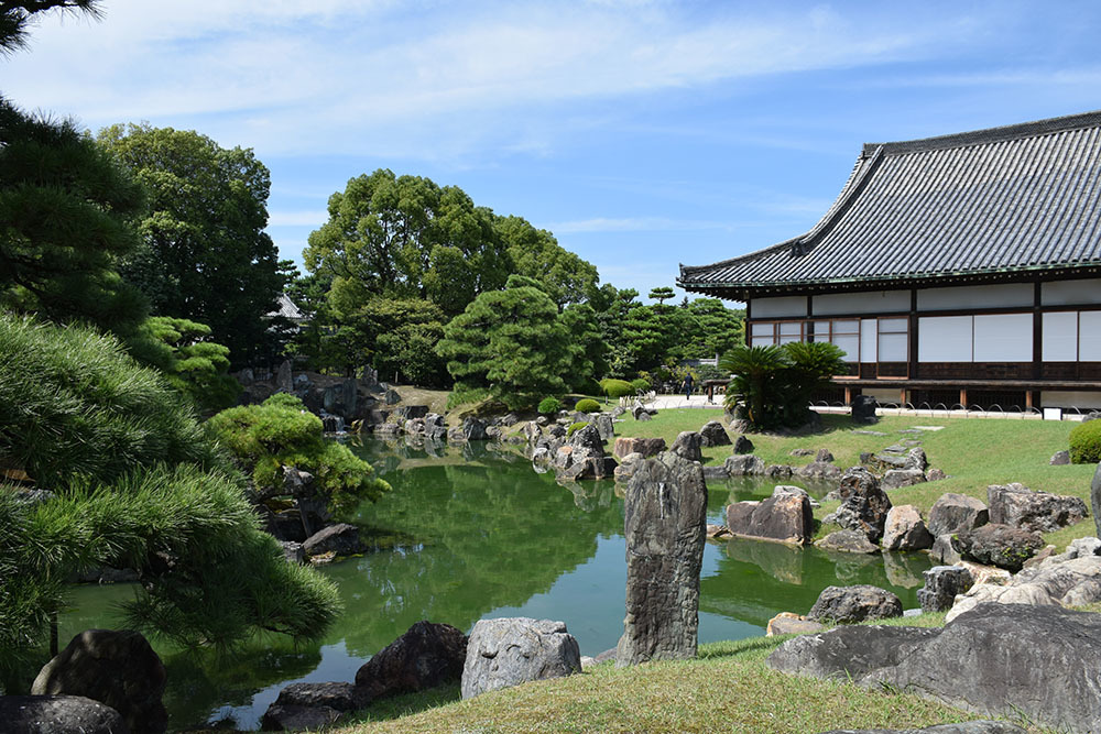 大政奉還150年記念に訪れた二条城。 その2 ~二ノ丸御殿・二ノ丸庭園~_e0158128_03104388.jpg