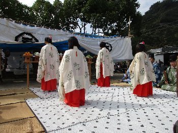 11月3日「お祭」_f0003283_08425346.jpg