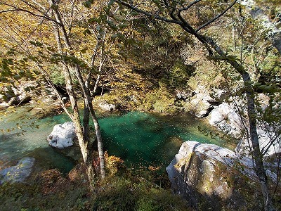 f0308898_21064660.jpg