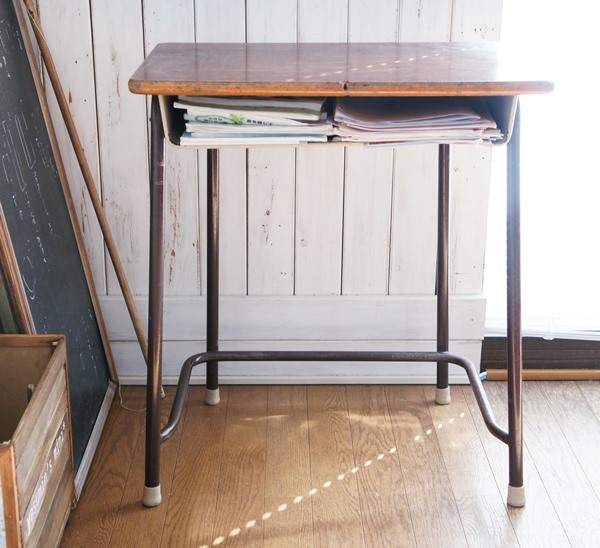 学校の机をリメイク : yasumin's cafe* 布もの作家ブログ