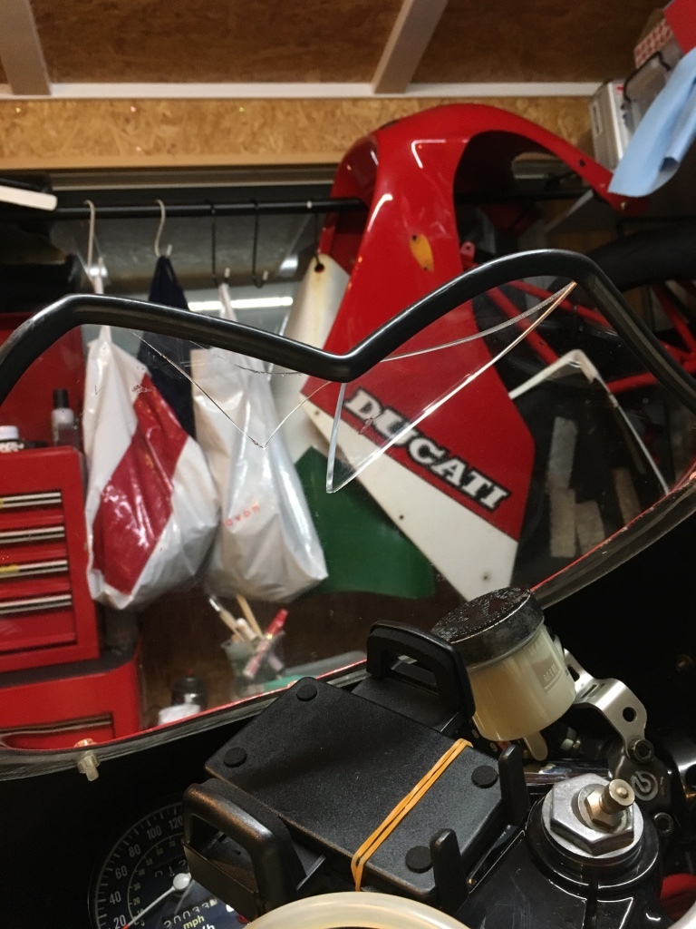 DUCATI f1 2型「立ちごけタメージ」 整備日記_a0051924_00044096.jpg