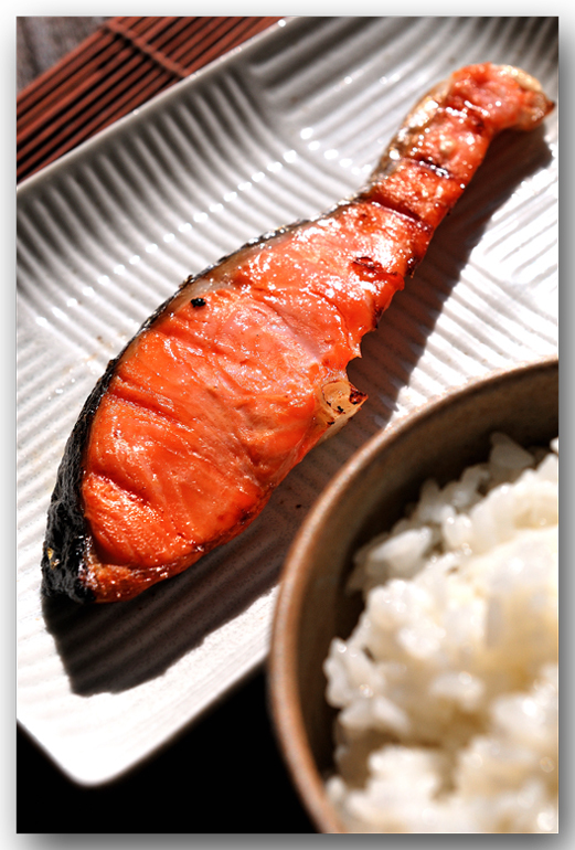 メシ通 魚介を使った簡単レシピ 塩鮭を美味しく焼きましょう 魚屋三代目日記