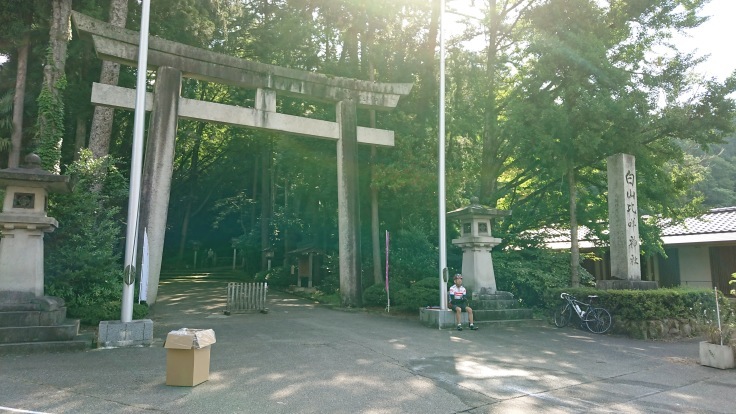 私鉄を乗り潰しの旅　白山比咩神社／前編　＠石川県_f0048546_23471233.jpg