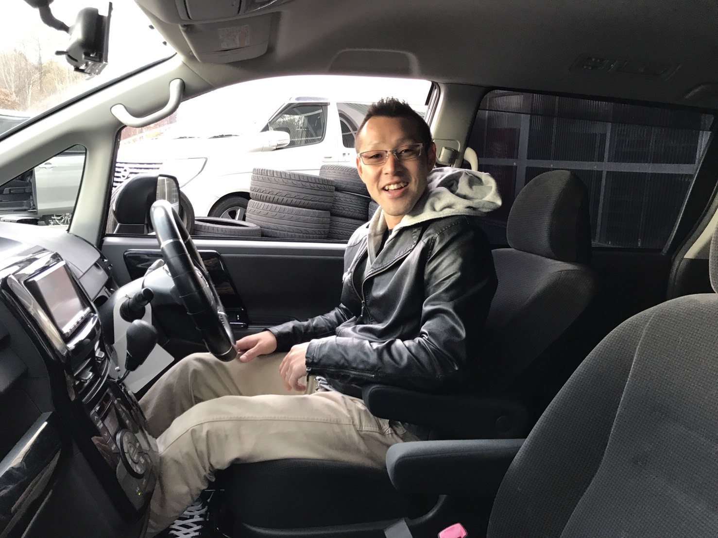 11月6日(月)トミーベース カスタムブログ☆QX56 LS600新在もご紹介☆_b0127002_22340371.jpg