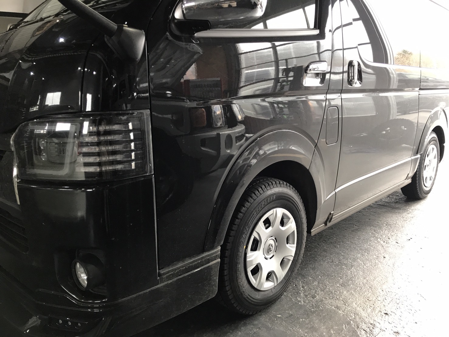 11月6日(月)トミーベース カスタムブログ☆QX56 LS600新在もご紹介☆_b0127002_22543507.jpg