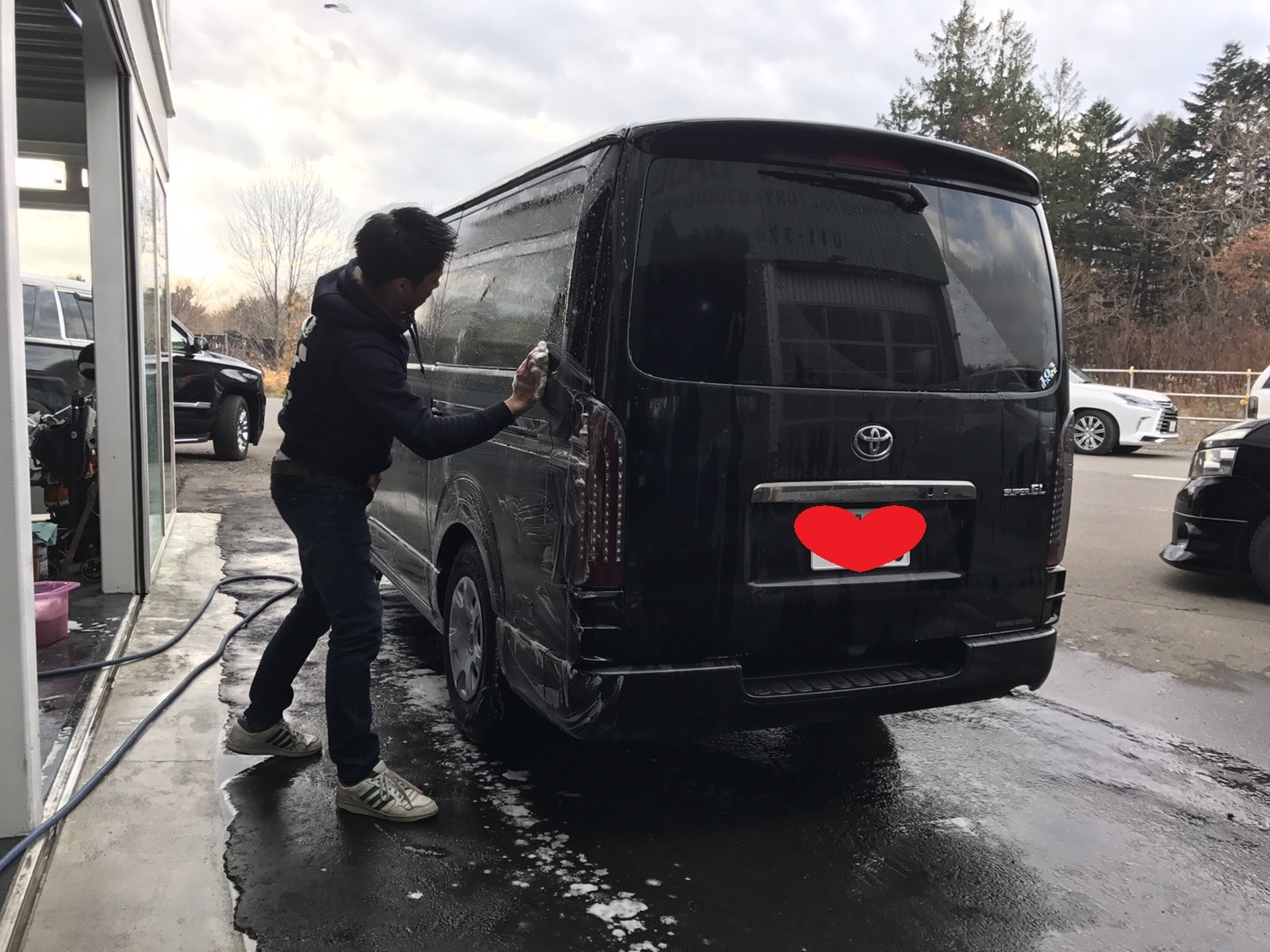11月6日(月)トミーベース カスタムブログ☆QX56 LS600新在もご紹介☆_b0127002_22581464.jpg