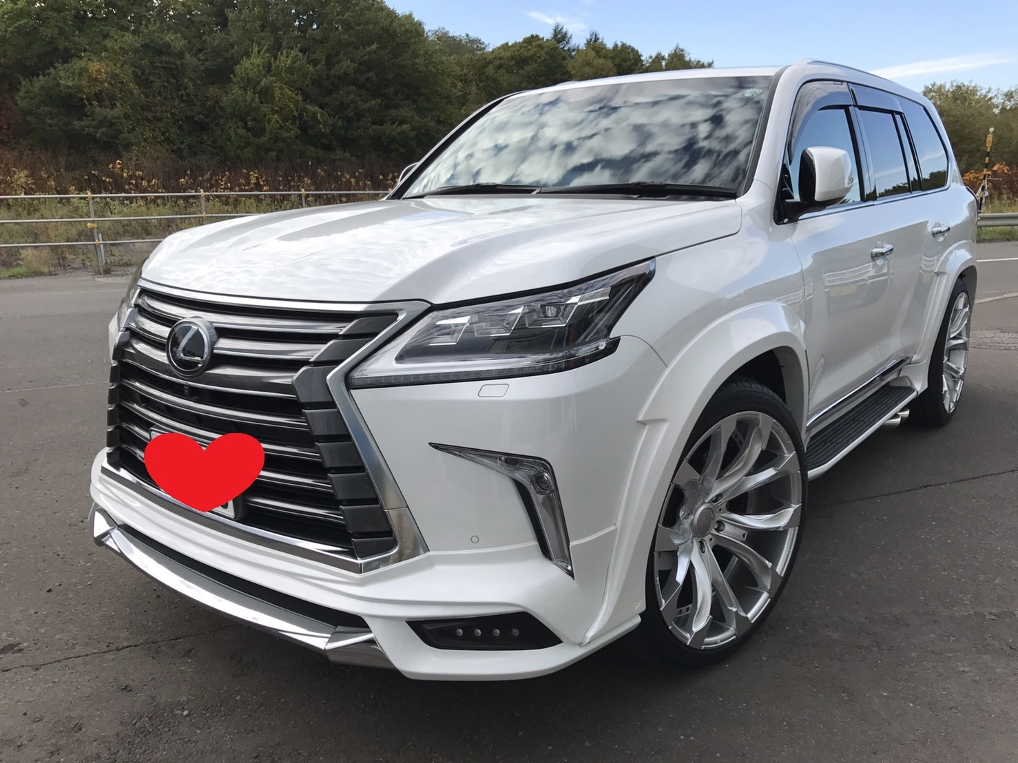 11月6日(月)トミーベース カスタムブログ☆QX56 LS600新在もご紹介☆_b0127002_23120090.jpg
