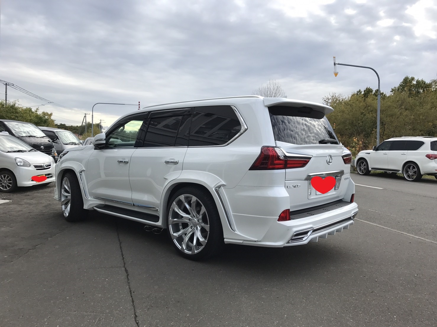 11月6日(月)トミーベース カスタムブログ☆QX56 LS600新在もご紹介☆_b0127002_23121748.jpg