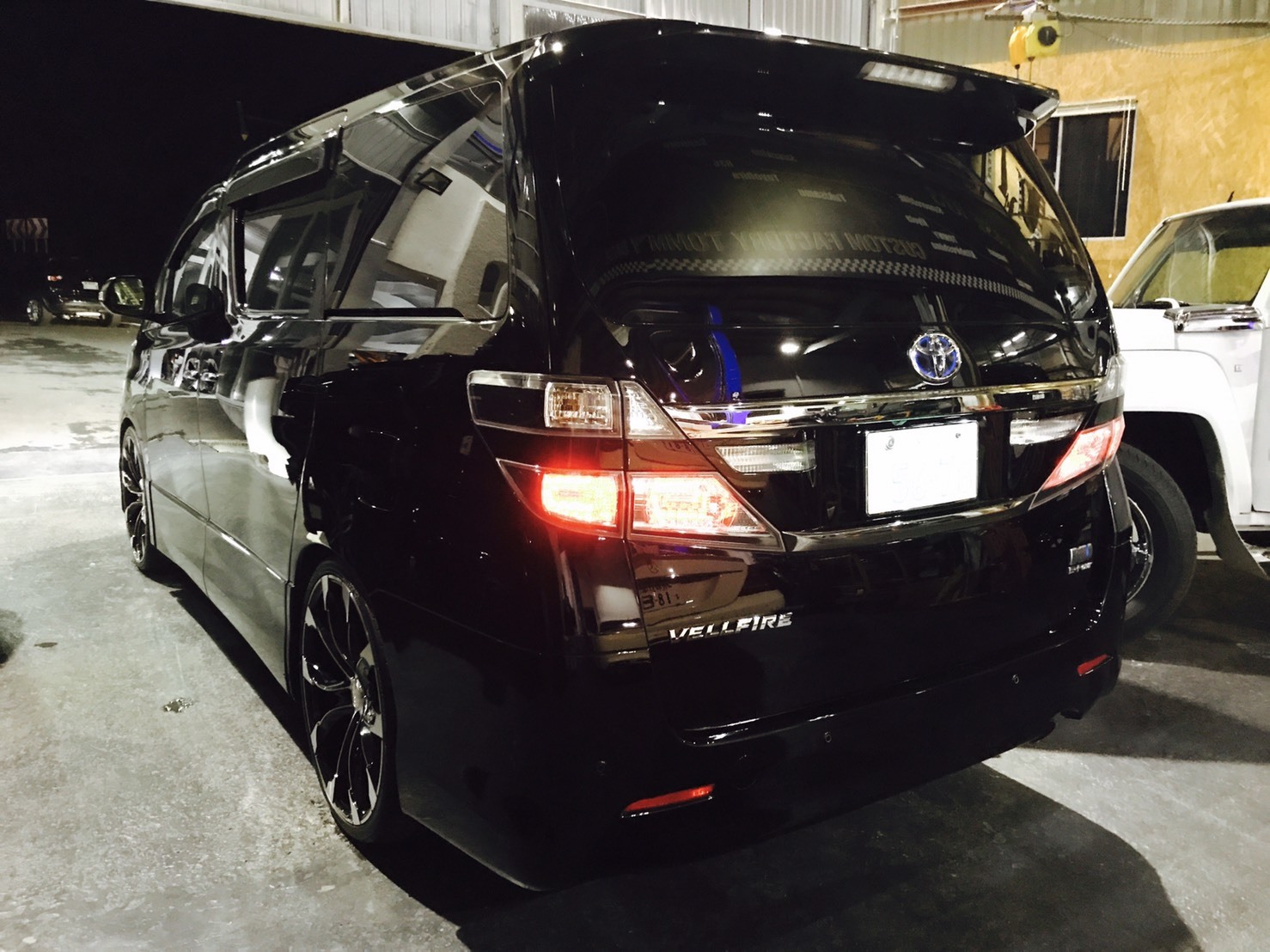 11月6日(月)トミーベース カスタムブログ☆QX56 LS600新在もご紹介☆_b0127002_23285093.jpg