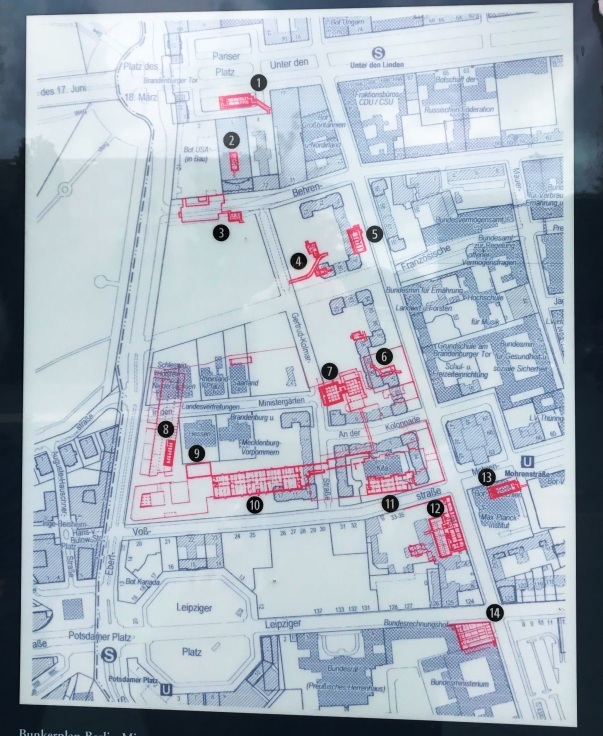 総統地下壕 (Führerbunker) 跡へ_e0141754_10475805.jpg