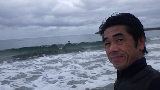 ４０歳を超えてからサーフィンを始めたい人は、ハワイへ行こう。_f0009169_07334395.jpg