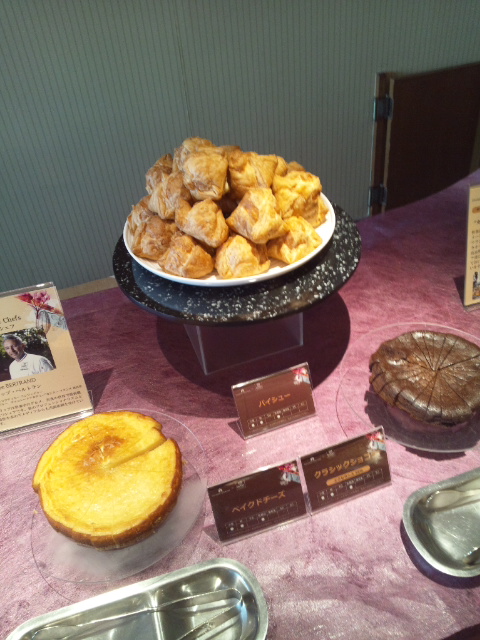川崎日航ホテル 夜間飛行 チョコレートスイーツブッフェ_f0076001_0264350.jpg