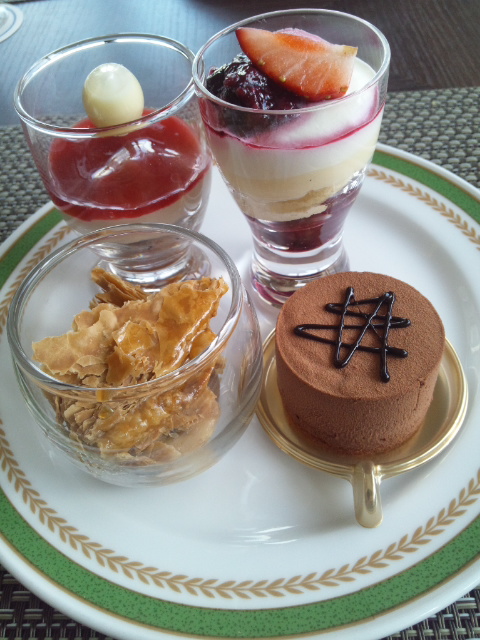 川崎日航ホテル 夜間飛行 チョコレートスイーツブッフェ_f0076001_0314464.jpg