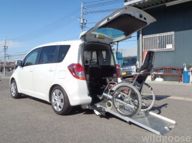 ★おススメ車★H22年 ラクティス ウェルキャブ 福祉車両☆(´ゝ∀・`)ノシ _c0213517_10470621.jpg