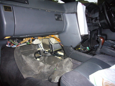 ボルボ 850 T5-R 冷却水漏れ修理(ヒーターコア)_c0267693_17024599.jpg