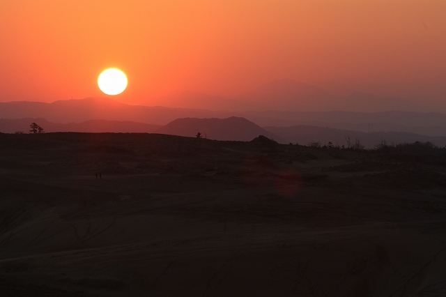 夕日 鳥取砂丘 寅年生まれ 夕日 鳥取砂丘 寅年生まれ