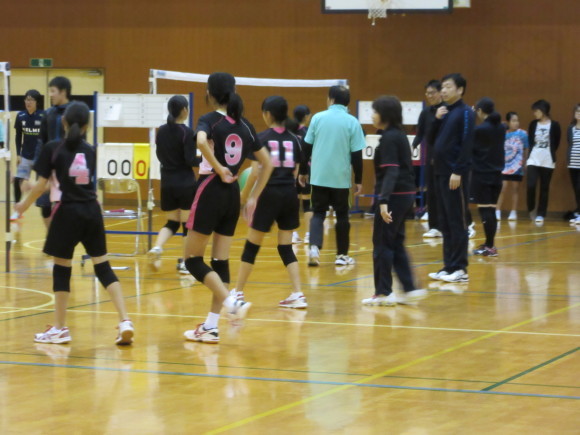 H29年11月5日(日)スポレク祭3×3 ビーチボール大会が行われました。_d0010630_13533339.jpg
