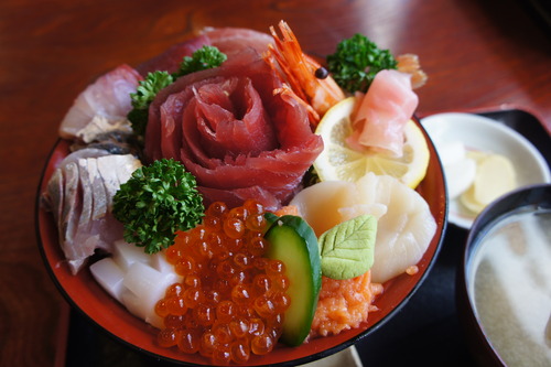 【秋の鴨川散歩② 海鮮丼と海老フライも!】_f0215714_16305346.jpg