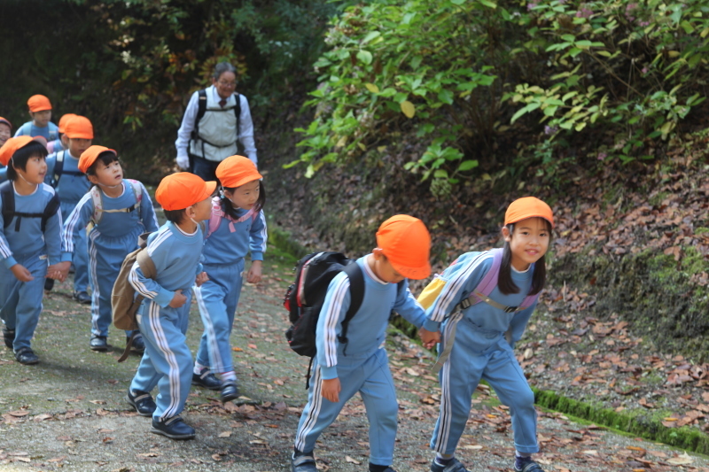 年長組の槇尾山登山_b0277979_18524084.jpg