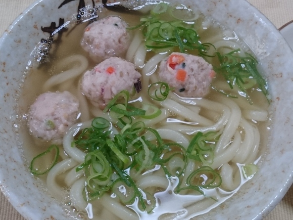 11/10 粗挽き鶏肉団子うどん + 冷奴@自宅_b0042308_11060073.jpg
