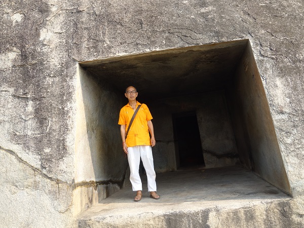 インド最初の石窟寺院バラーバル_d0360509_12425551.jpg