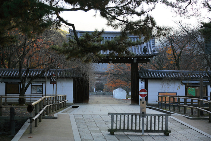 紅葉の醍醐 －醍醐寺（伽藍・前編）－ _b0169330_17241916.jpg