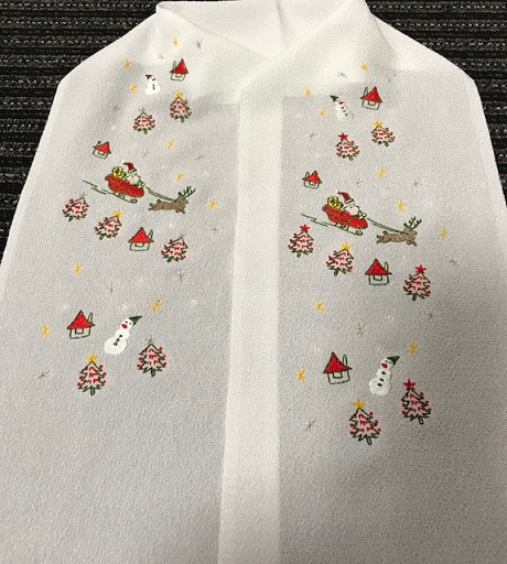 商品紹介・クリスマス染め帯+御召・クリスマス半襟_f0181251_16442615.jpg
