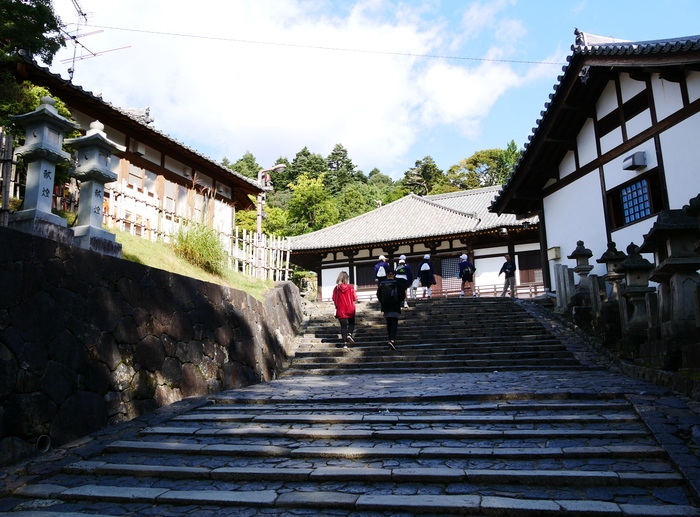 　　東大寺二月堂へ　　２０１７年１１月撮影の記事　　２０２４-１１-２４　００：００_b0093754_2325938.jpg