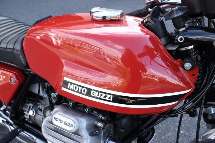 Moto Guzzi V7 Sport 入荷。_a0208987_14414415.jpg