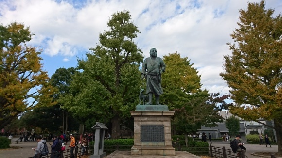 「紅葉と美術館」上野恩賜公園_d0372528_09142559.jpg