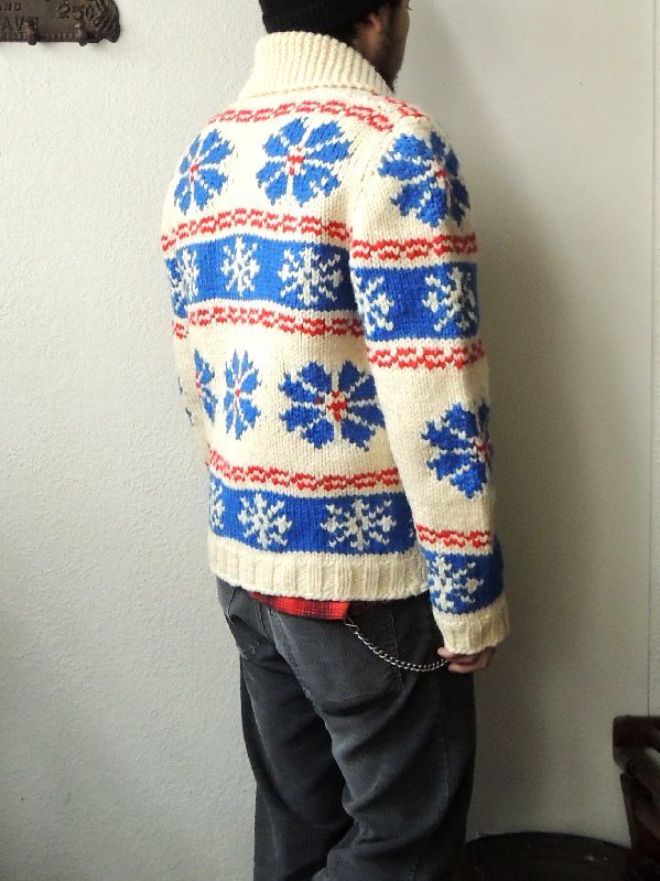 60S COWICHAN SWEATER SNOWFLAKE--RECOMMEND--_d0334976_17072611.jpg