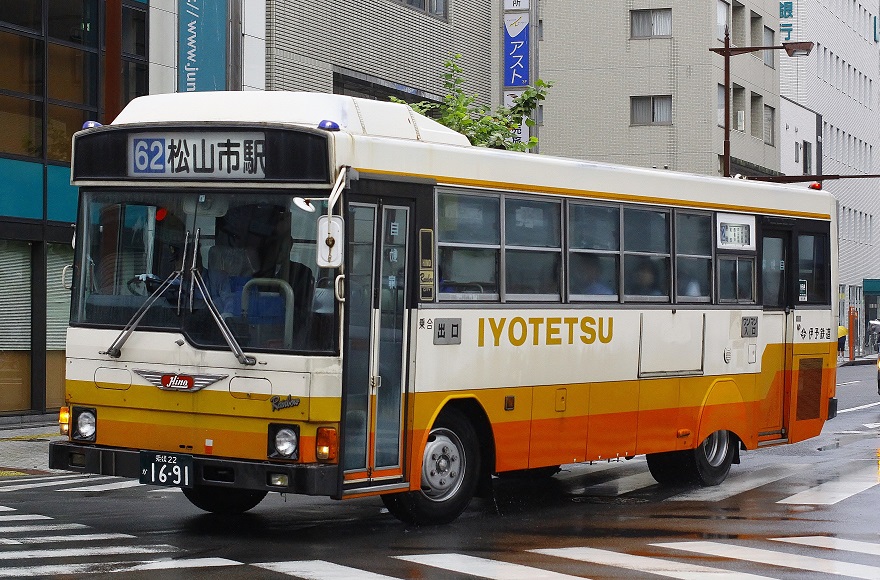 第6回伊予鉄道(バス)11～二つ目レインボ―(1691) ～_e0365211_2381364.jpg