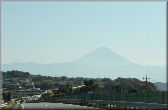 f0363141_08184438.jpg