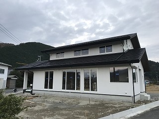 足場解体 広島で注文住宅を建てる しおた工務店ブログ 足場解体 広島で注文住宅を建てる しおた工務店ブログ