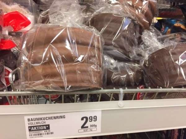 ヨーロッパ買い付け後記20 ドイツ~オーストリアへ オーストリアのルール知らなかったこと。 入荷レディースシューズ。PRADAシューズ、ヴェロニクブランキーノ ブーツ、repettoパンプス_f0180307_19213997.jpg
