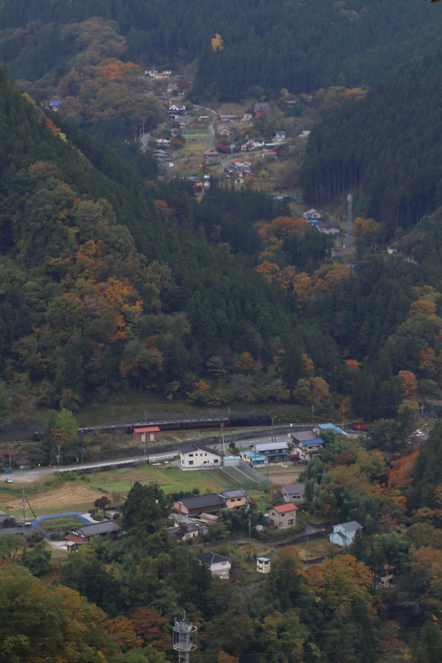紅葉の奥秩父 - 秩父・2017年秋 -_b0190710_23312406.jpg