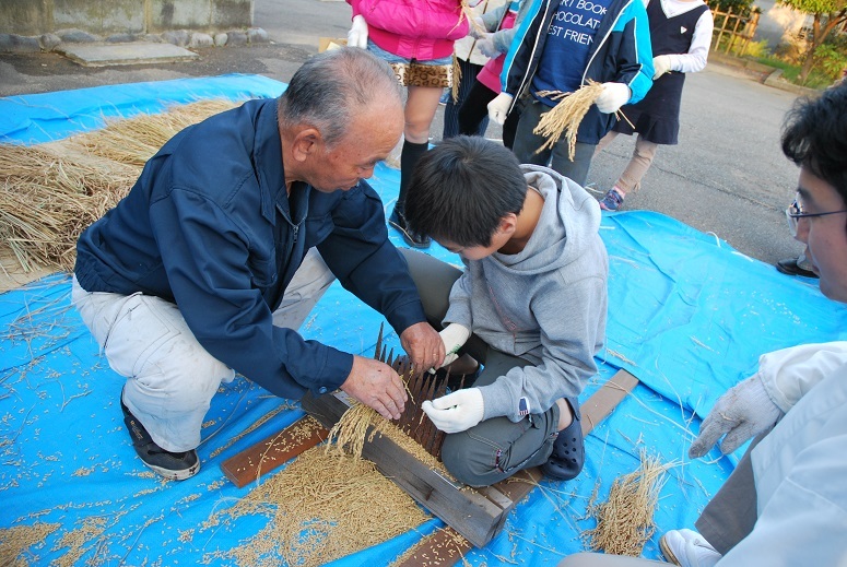 護国さんの田んぼー29 脱穀からいただきます!_f0067122_11255999.jpg