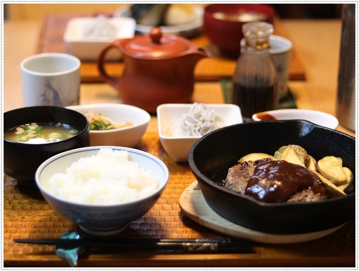 お友達とランチした日は夕飯は軽めでね、もちろんパパさんは普段と変わらずですよ￥(>３(O＾-)/ウフ☆_b0175688_20031963.jpg