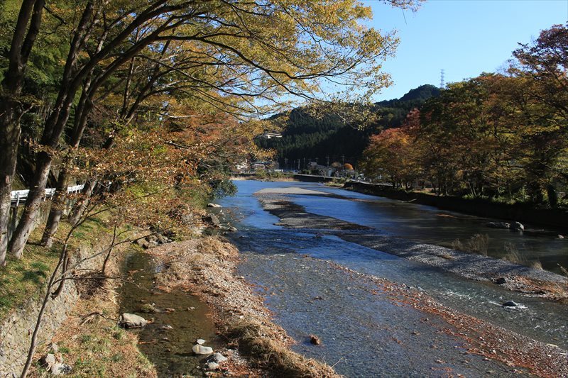 秋の女子会2　秋川散歩_a0379133_17543521.jpg