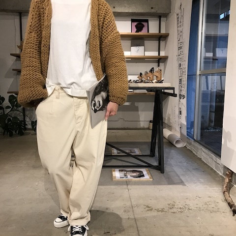 寒くなりました、、ニットの季節到来！_d0364239_19545881.jpg