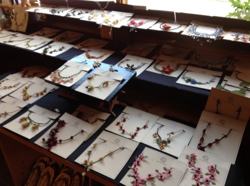 トルコ伝統レース「イーネ・オヤ」展始まりました。_b0153663_00415578.jpeg